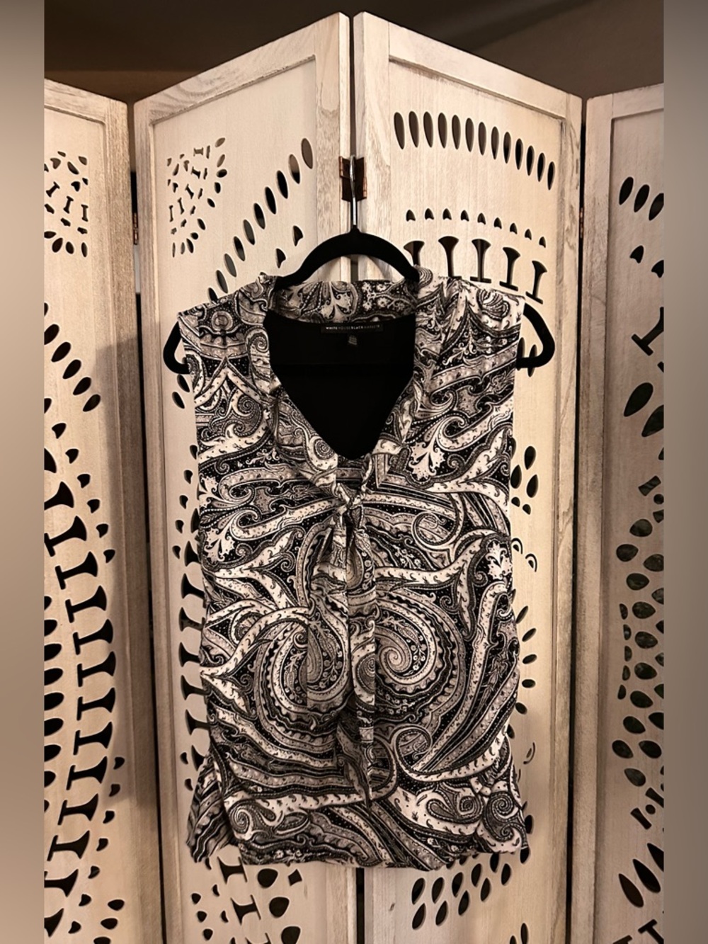 White House Black Market sleeveless